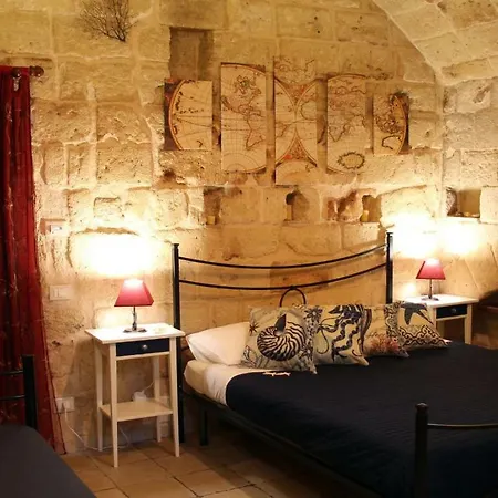 Locazione Breve Nautilus - Antica Dimora Indipendente Con Patio * Monopoli